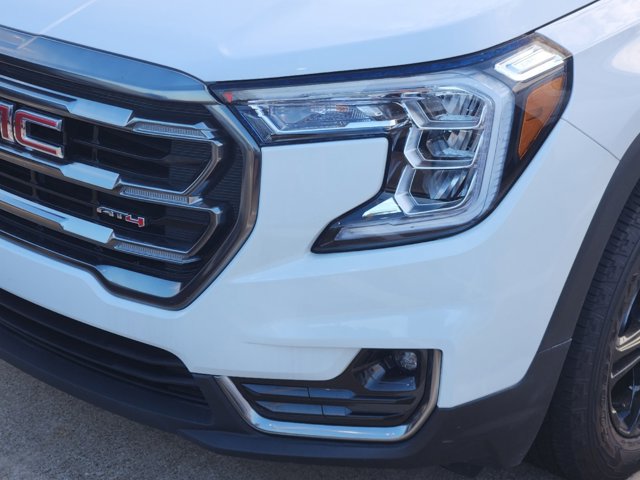 2023 GMC Terrain AT4 8