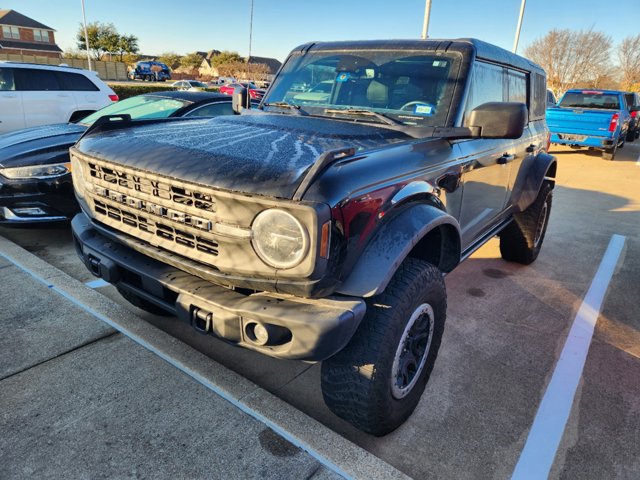 2023 Ford Bronco Black Diamond 3