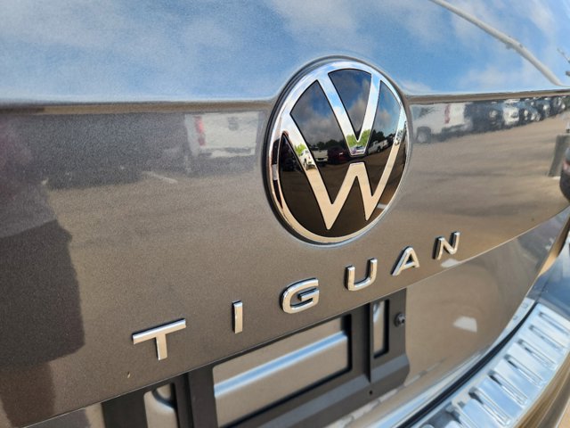 2023 Volkswagen Tiguan  9