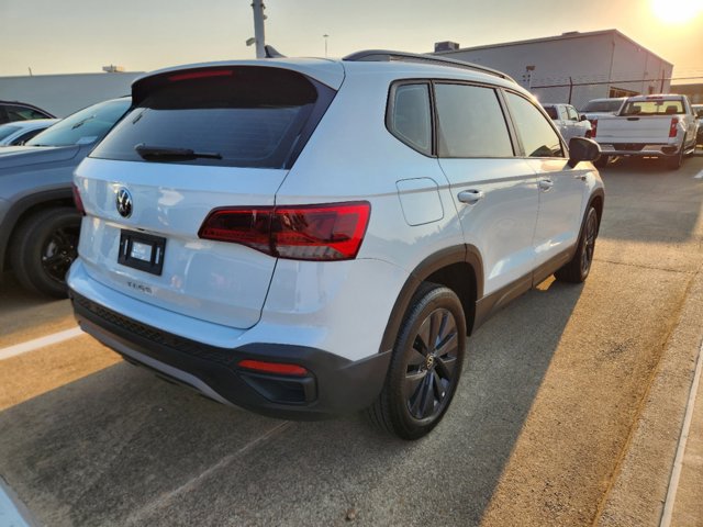 2023 Volkswagen Taos S 4