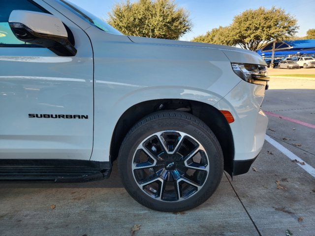 2023 Chevrolet Suburban RST 4