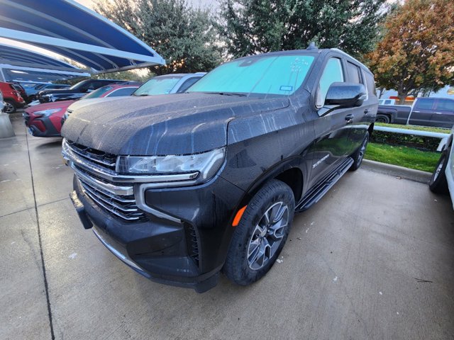 2023 Chevrolet Suburban LT 2