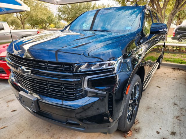 2023 Chevrolet Suburban RST 2