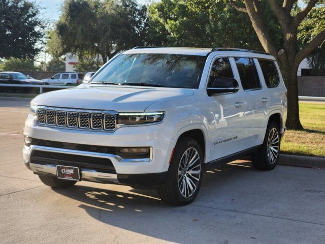 2023 Jeep Grand Wagoneer Series III 11