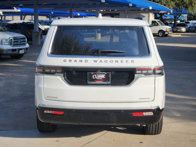 2023 Jeep Grand Wagoneer Series III 13