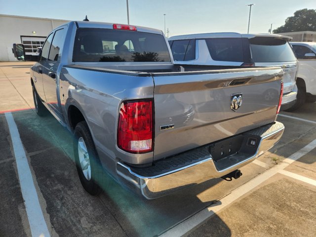 2023 Ram 1500 Classic SLT 4