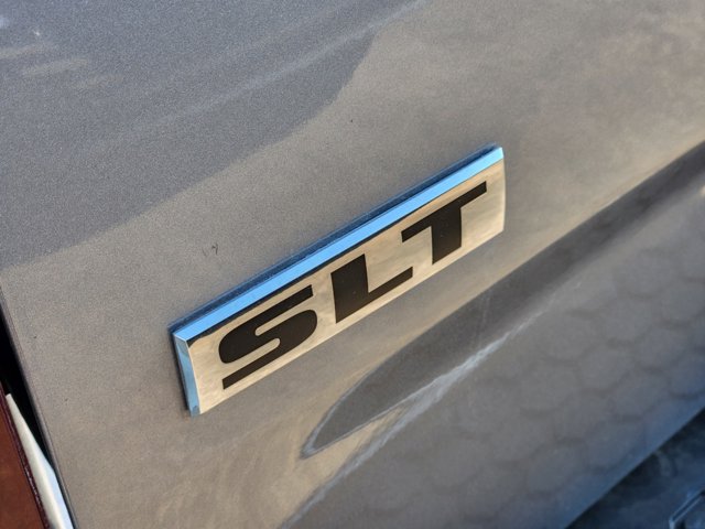 2023 Ram 1500 Classic SLT 8