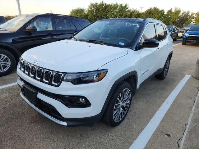 2023 Jeep Compass Limited 3