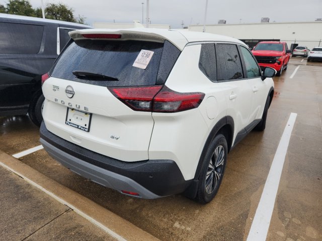 2023 Nissan Rogue SV 4