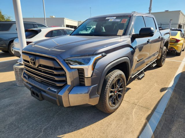 2023 Toyota Tundra 4WD SR5 2