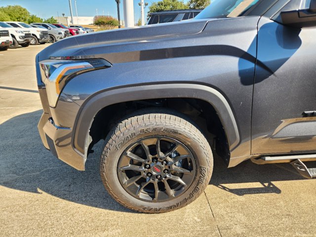 2023 Toyota Tundra 4WD SR5 5