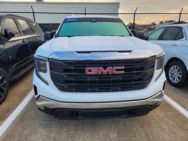 2023 GMC Sierra 1500 Pro 2