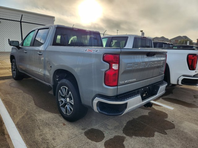 2023 Chevrolet Silverado 1500 LT 6