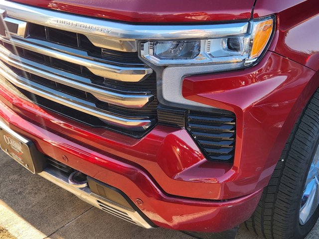 2023 Chevrolet Silverado 1500 High Country 8