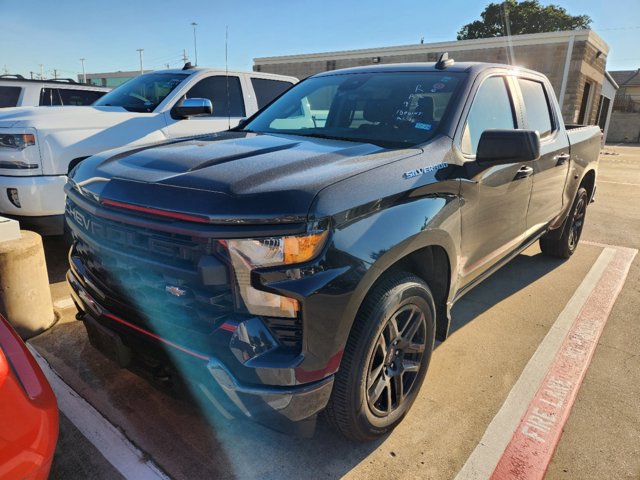 2023 Chevrolet Silverado 1500 Custom 3