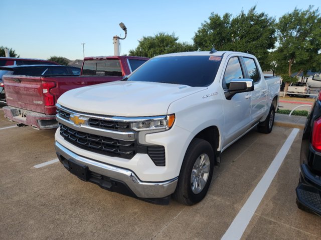 2023 Chevrolet Silverado 1500 LT 3