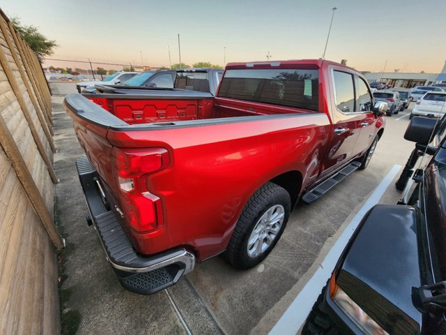 2023 Chevrolet Silverado 1500 LTZ 3