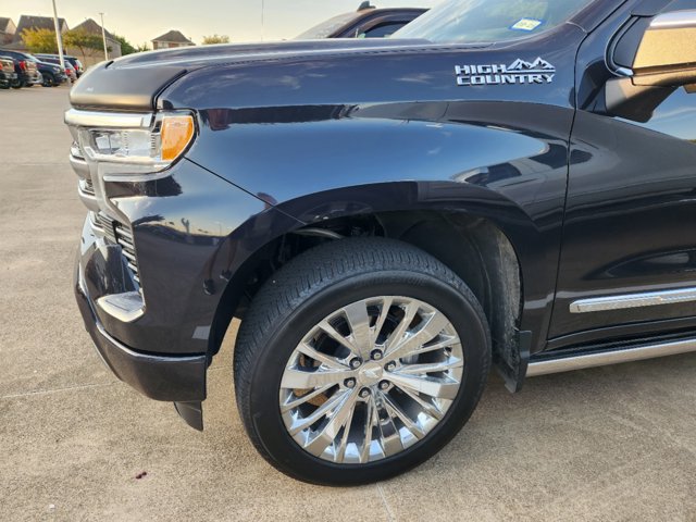 2023 Chevrolet Silverado 1500 High Country 7