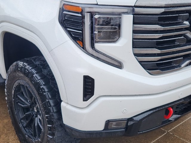 2023 GMC Sierra 1500 AT4 5