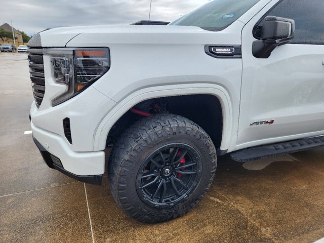 2023 GMC Sierra 1500 AT4 7