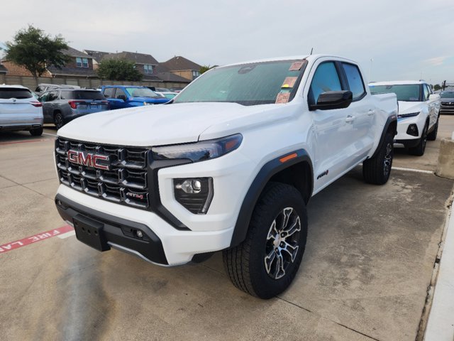 2024 GMC Canyon 4WD AT4 3