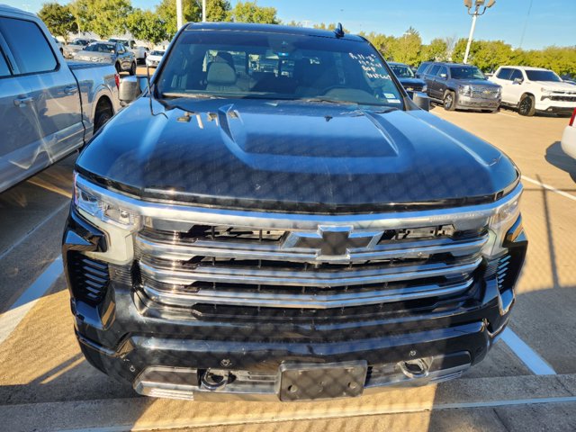 2024 Chevrolet Silverado 1500 High Country 2