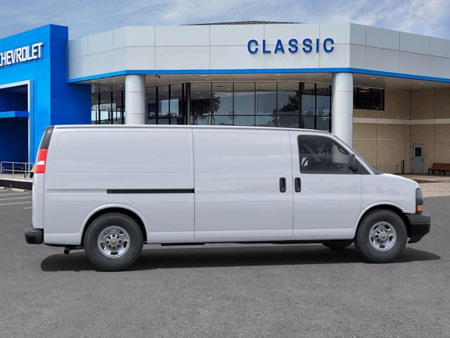 2024 Chevrolet Express Cargo Van  5