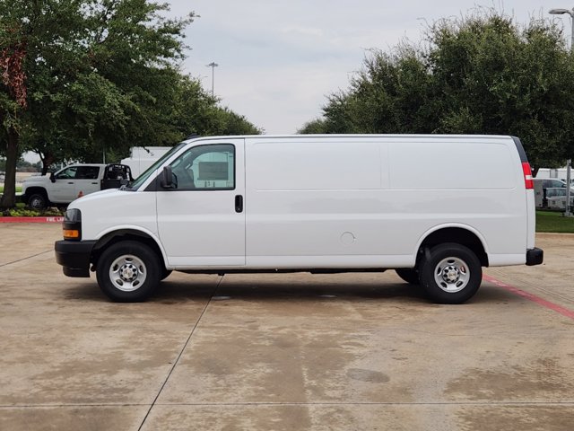 2024 Chevrolet Express Cargo Van  5