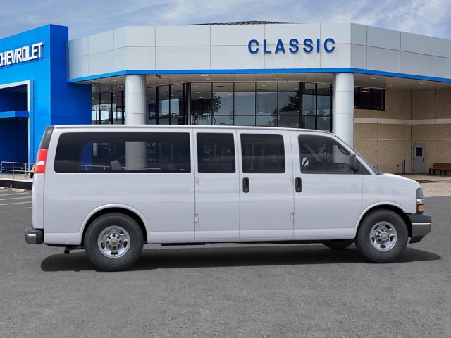 2024 Chevrolet Express Passenger LS 5