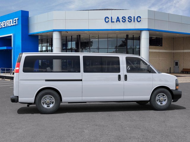 2024 Chevrolet Express Passenger LS 5