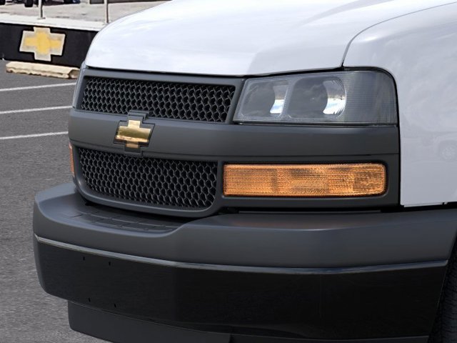 2024 Chevrolet Express Passenger LS 13