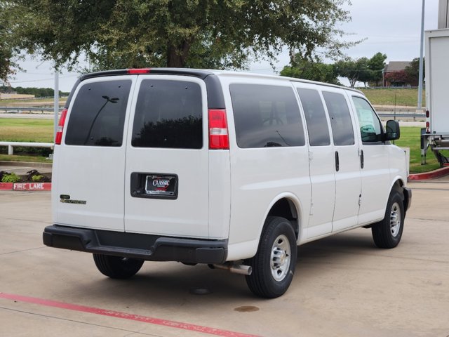 2024 Chevrolet Express Passenger LS 12