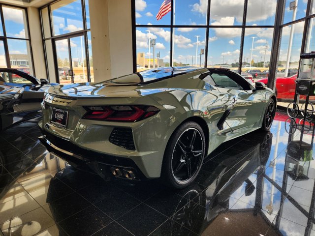 2024 Chevrolet Corvette 2LT 12