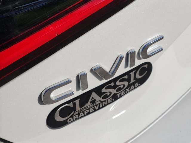 2024 Honda Civic Hatchback EX-L 8