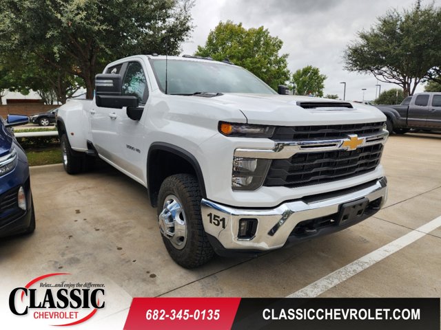 2024 Chevrolet Silverado 3500HD LT 1