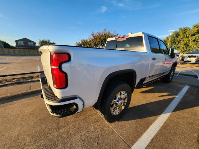 2024 Chevrolet Silverado 2500HD High Country 3