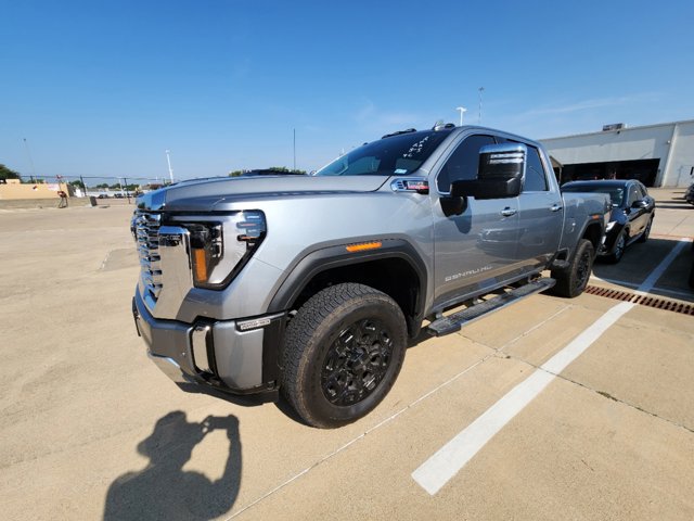 2024 GMC Sierra 2500HD Denali 2