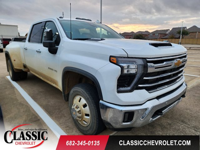 2024 Chevrolet Silverado 3500HD LTZ 1