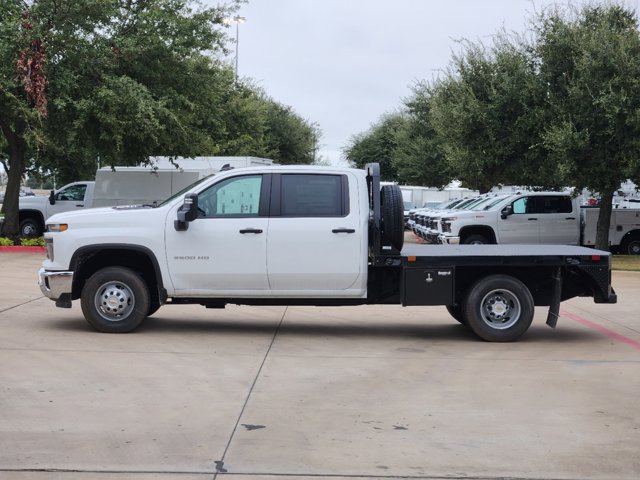 2024 Chevrolet Silverado 3500HD CC Work Truck 11