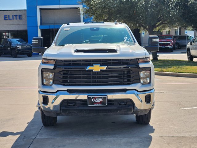 2024 Chevrolet Silverado 3500HD CC Work Truck 2