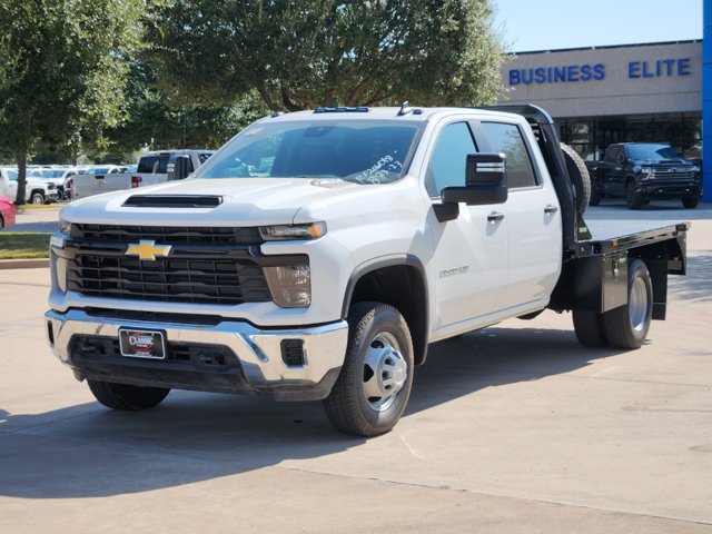 2024 Chevrolet Silverado 3500HD CC Work Truck 3