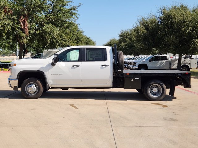 2024 Chevrolet Silverado 3500HD CC Work Truck 4