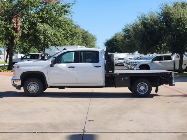 2024 Chevrolet Silverado 3500HD CC Work Truck 11