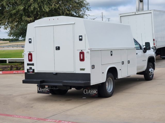 2024 Chevrolet Silverado 3500HD CC Work Truck 7