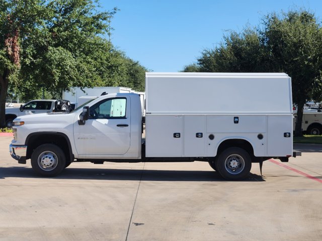 2024 Chevrolet Silverado 3500HD CC Work Truck 11