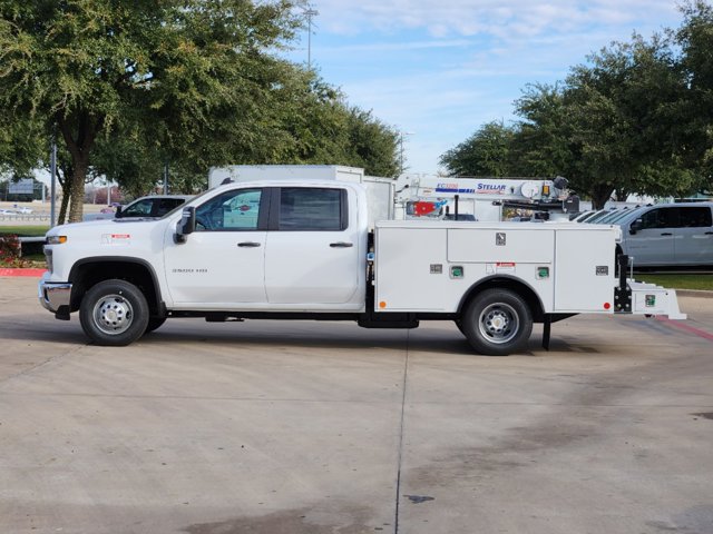 2024 Chevrolet Silverado 3500HD CC Work Truck 11