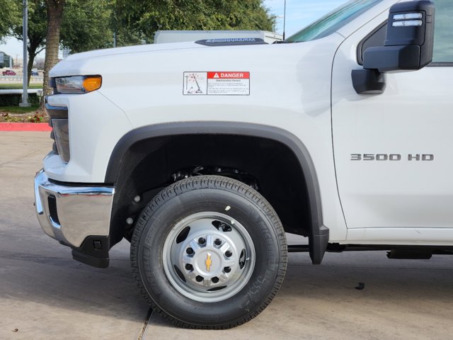 2024 Chevrolet Silverado 3500HD CC Work Truck 14