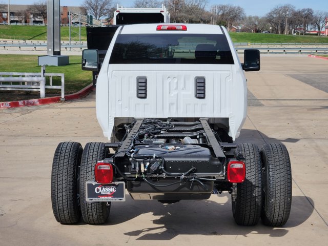 2024 Chevrolet Silverado 3500HD CC Work Truck 12