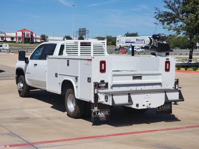 2024 Chevrolet Silverado 3500HD CC Work Truck 3