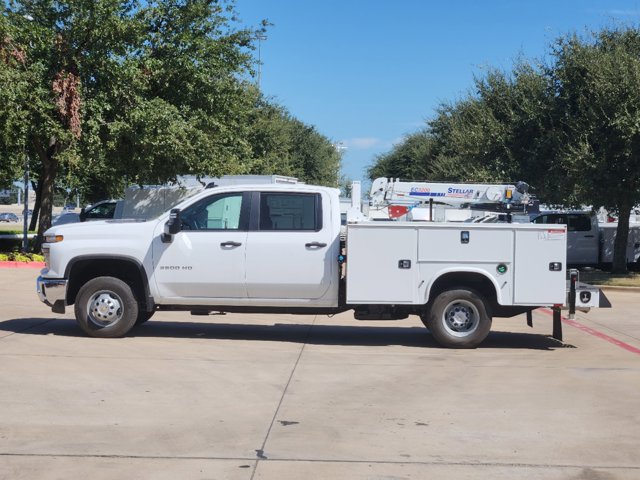 2024 Chevrolet Silverado 3500HD CC Work Truck 12